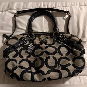 Coach handbag. GUC